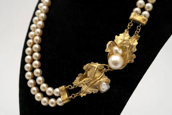 Collana a Due Fili di Perle Collana a Due Fili di Perle